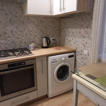 На Ярослава Мудрого Lviv Buitenkant foto