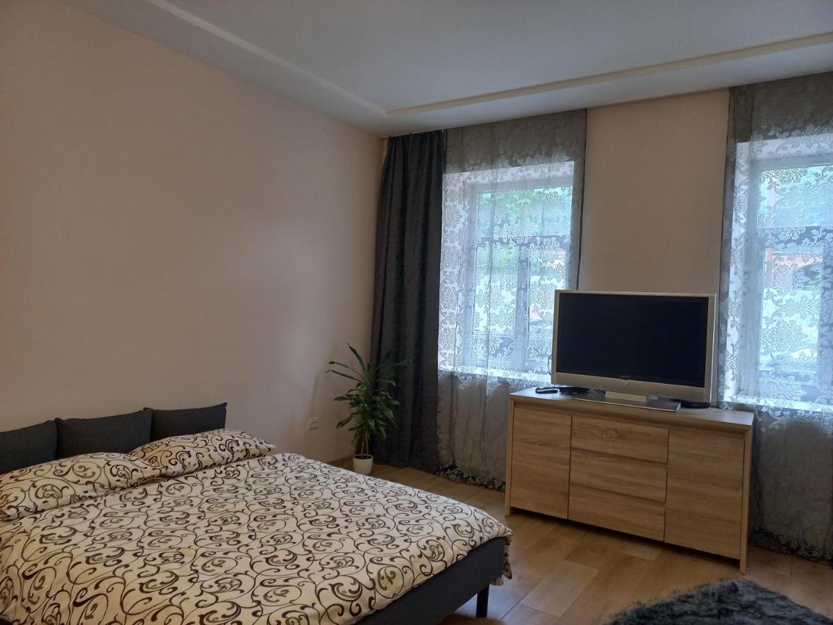 На Ярослава Мудрого Lviv Buitenkant foto